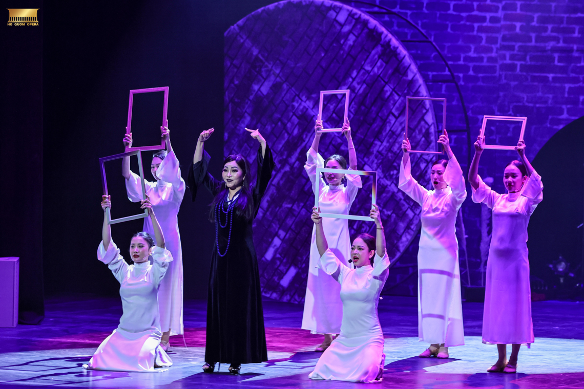 Từ tác phẩm "Chí Phèo" của Nam Cao đến "Giấc mơ Chí Phèo" mang phong cách Broadway | Hồ Gươm Opera