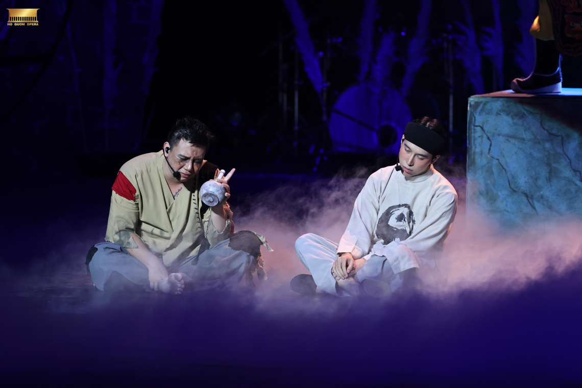 Từ tác phẩm "Chí Phèo" của Nam Cao đến "Giấc mơ Chí Phèo" mang phong cách Broadway | Hồ Gươm Opera